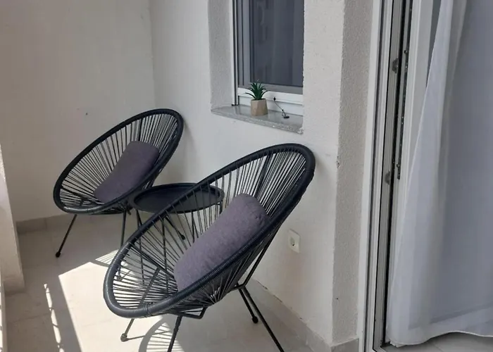 Bevanda Апартаменты Заострог